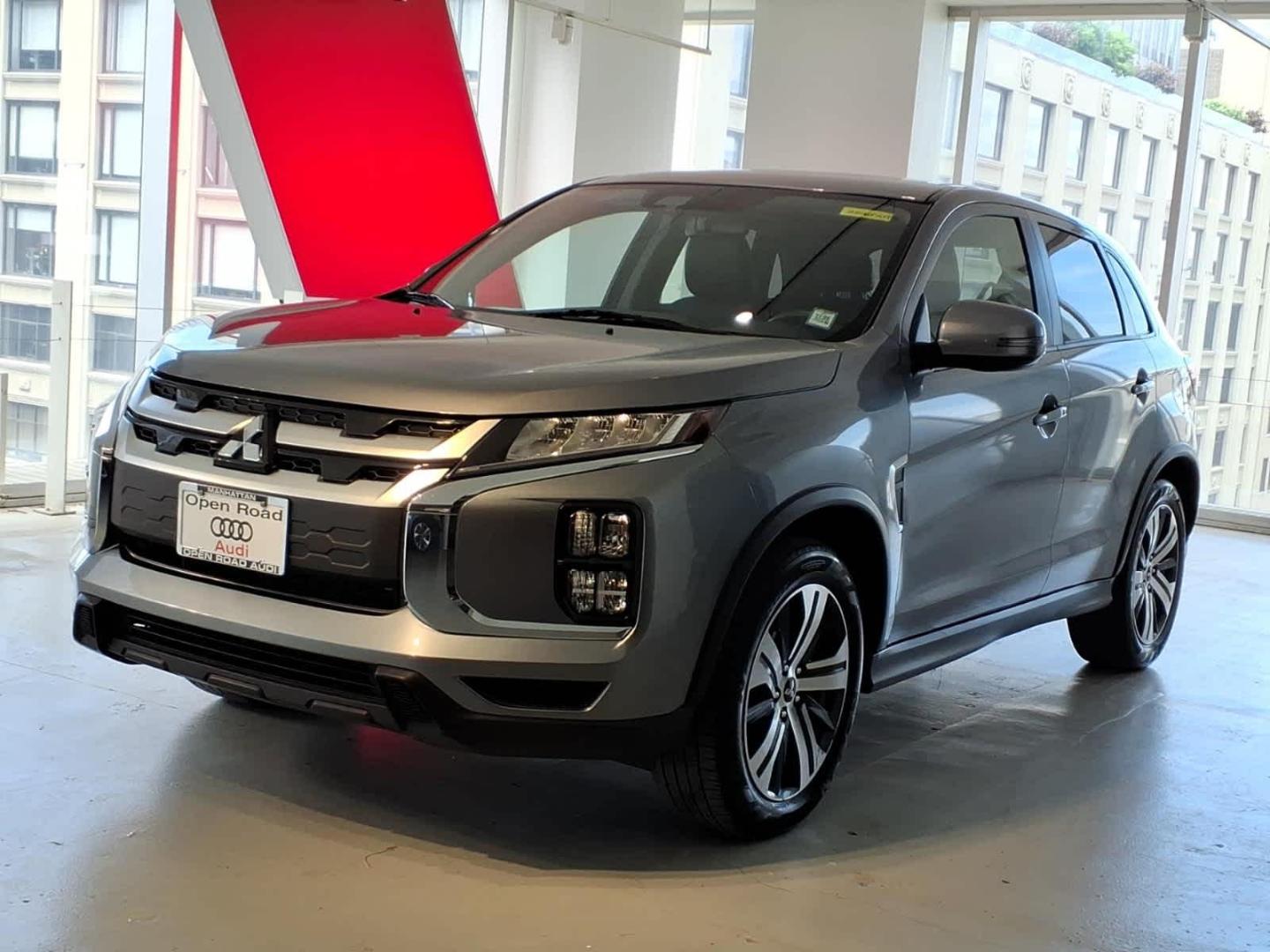 2024 Mitsubishi Outlander Sport 2.0 SE AWC CVT's photo