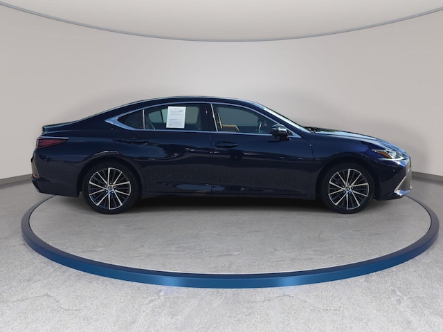 2022 Lexus ES 350