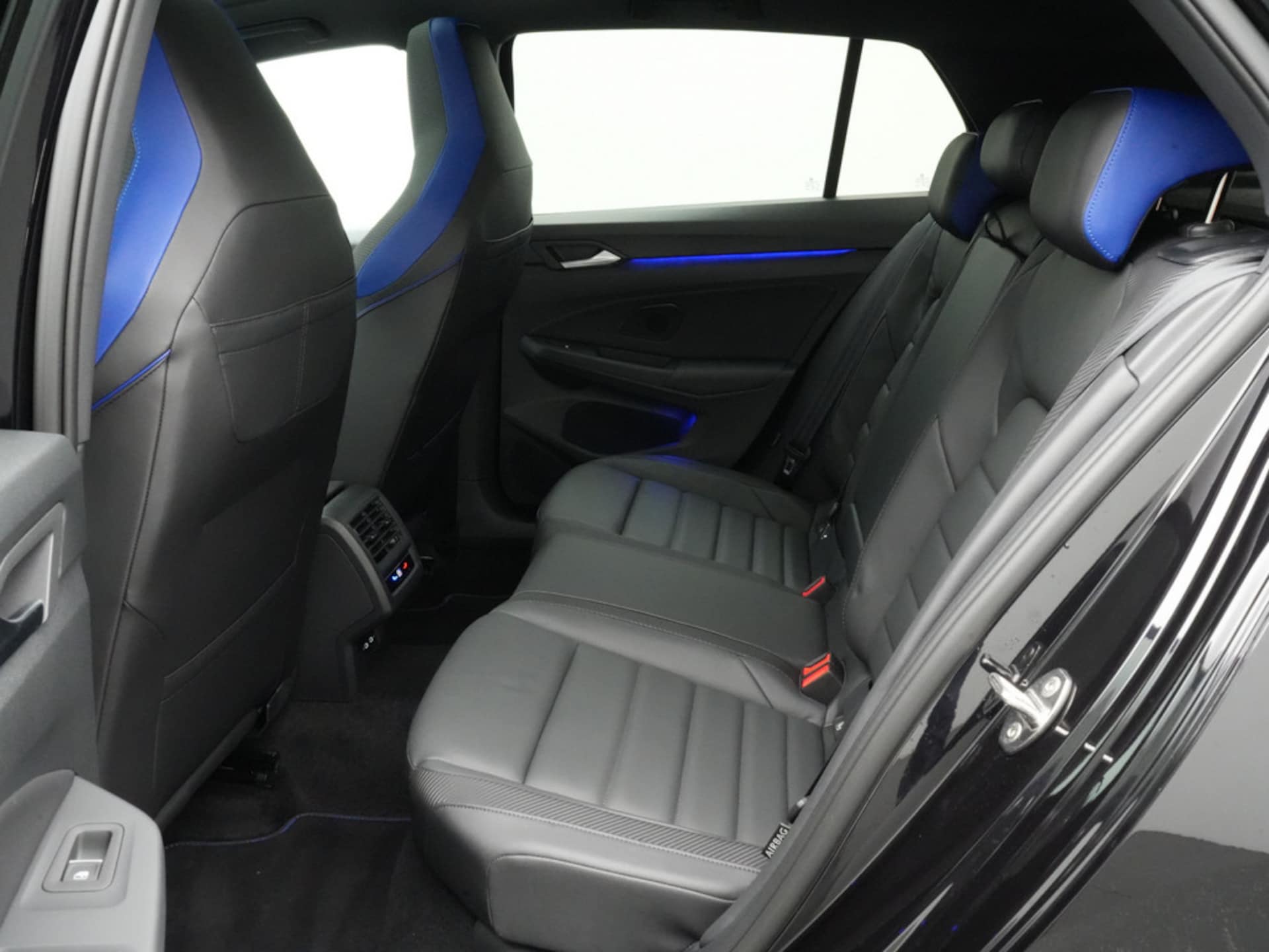 Volkswagen Golf R