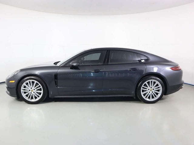 2017 Porsche Panamera
