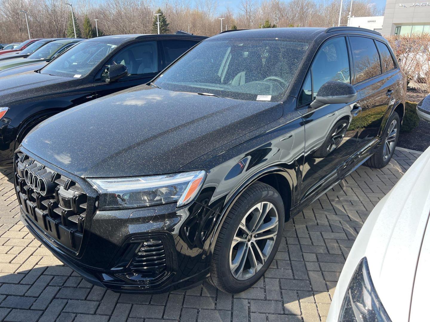 2026 Audi Q7 45 Premium quattro Tiptronic's photo
