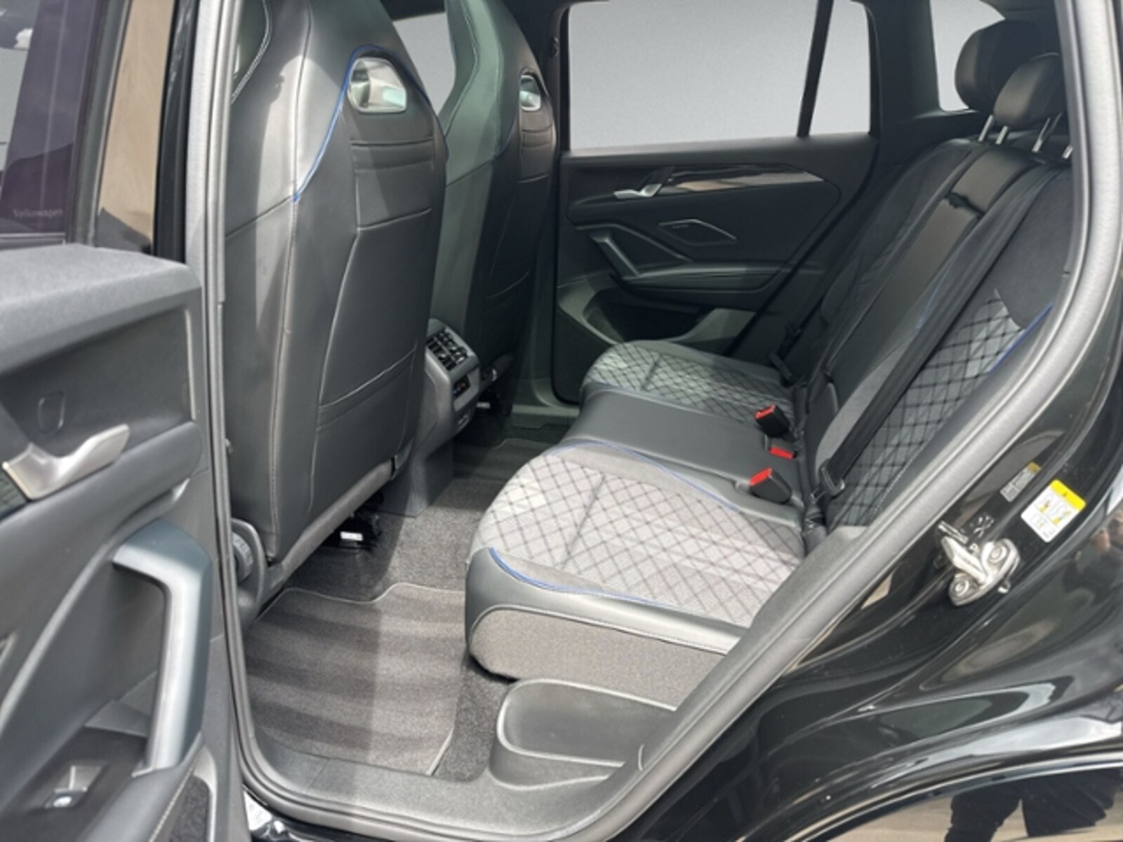 Volkswagen Tiguan – Bild 10