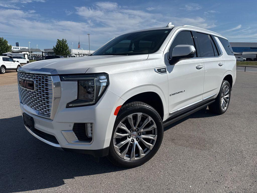 2021 GMC Yukon 4WD Denali's photo