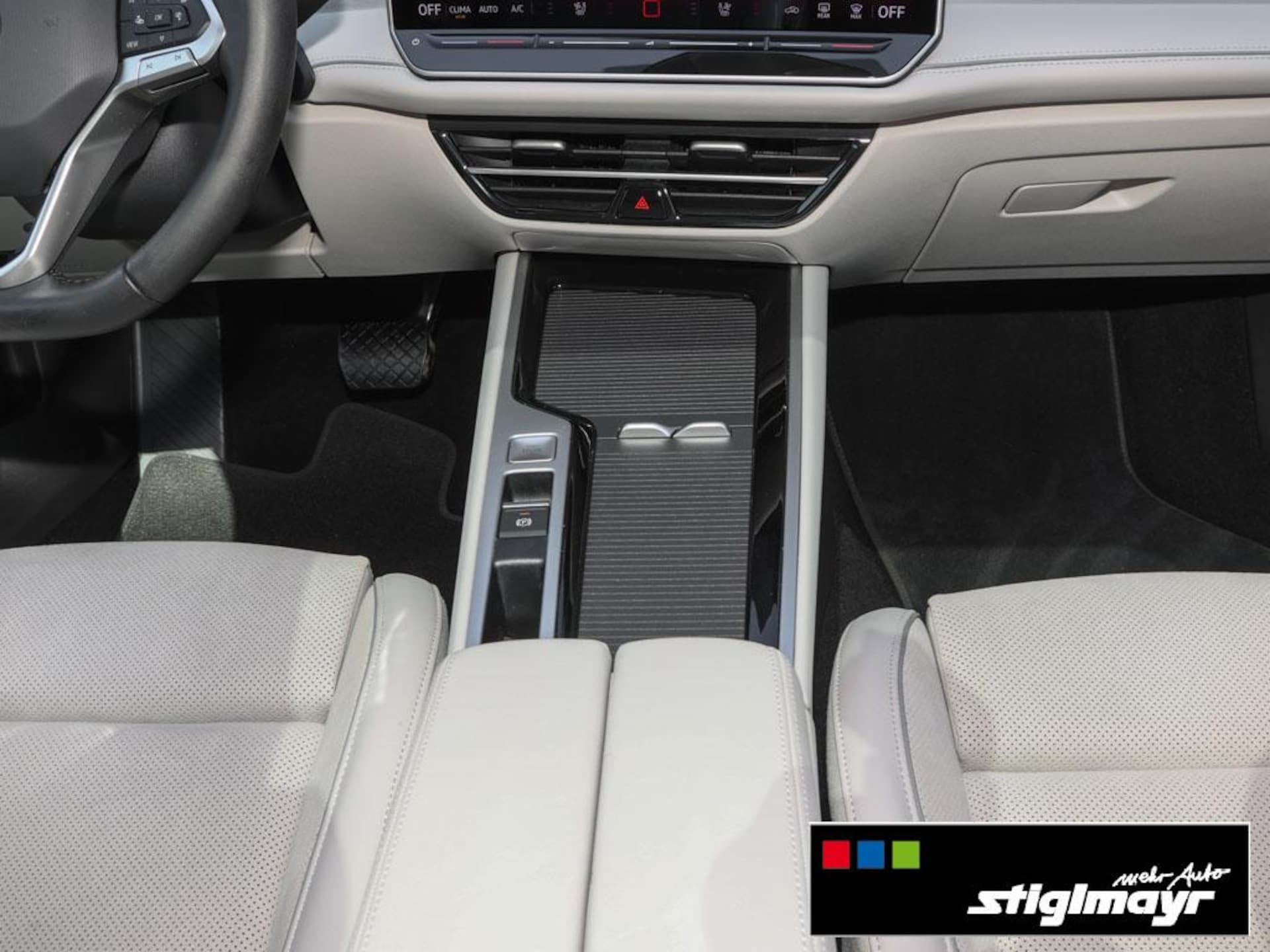 Volkswagen Passat Elegance