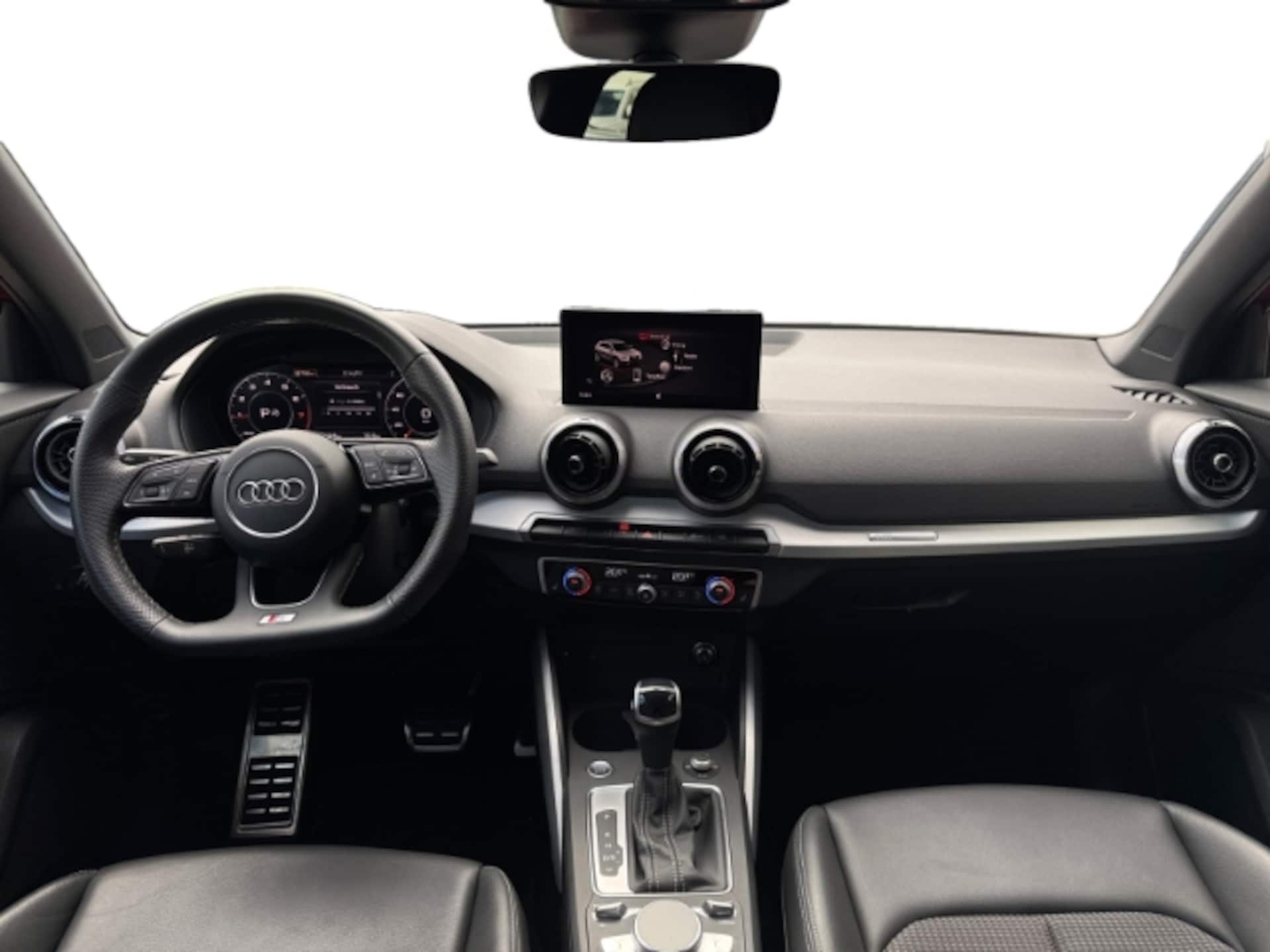Audi Q2 S line