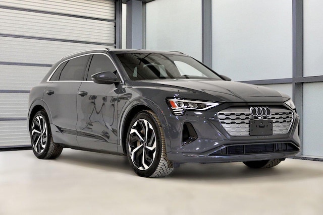 2024 Audi Q8 e-tron