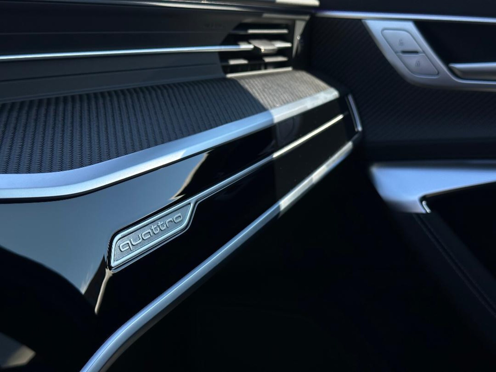 Audi S6 Avant