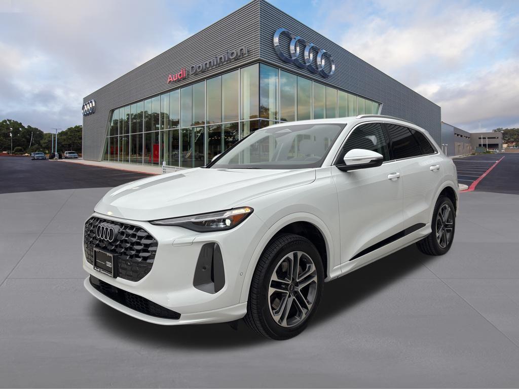 2025 Audi Q5 Premium Plus quattro's photo
