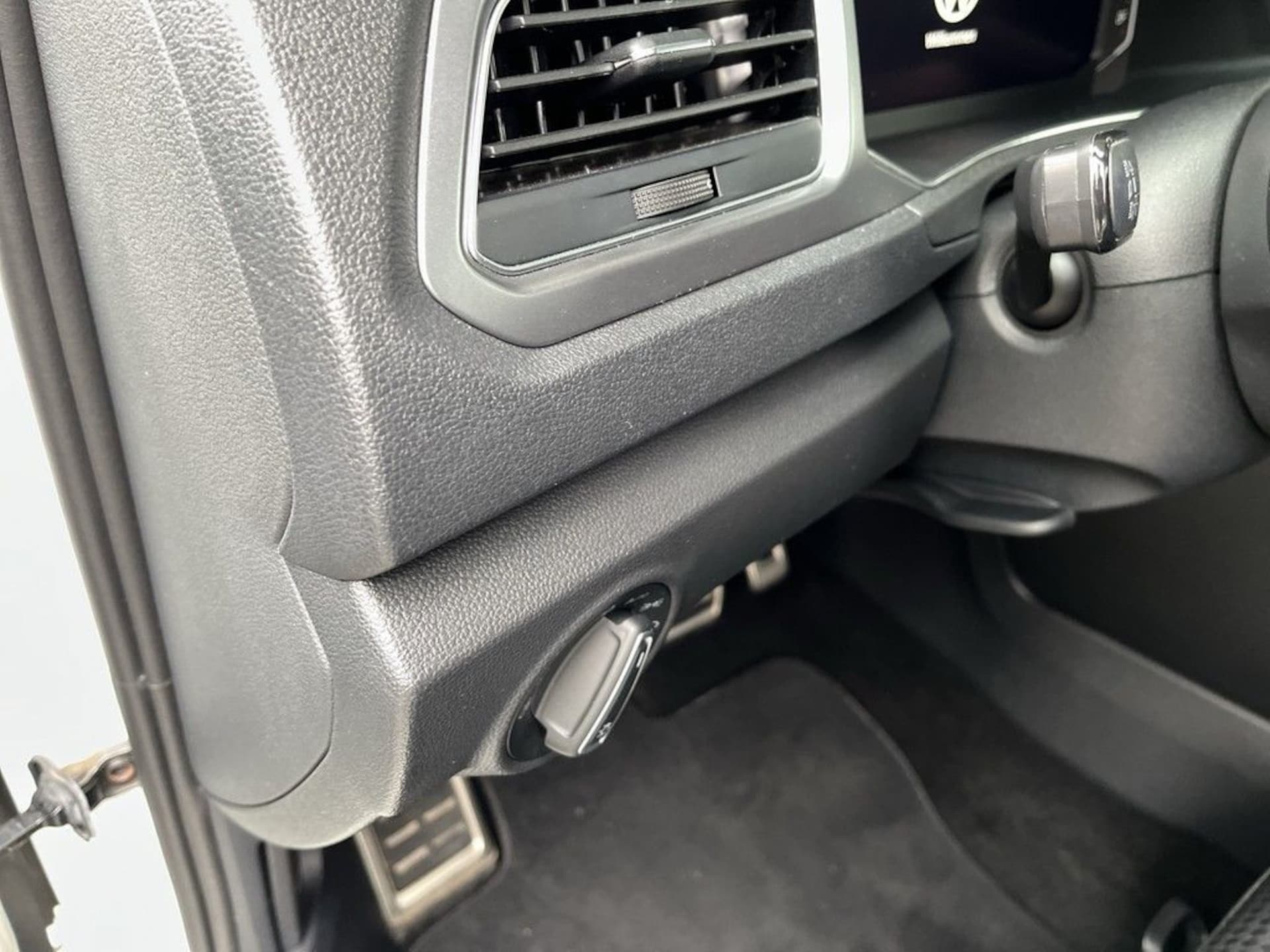 Volkswagen T-Roc Active