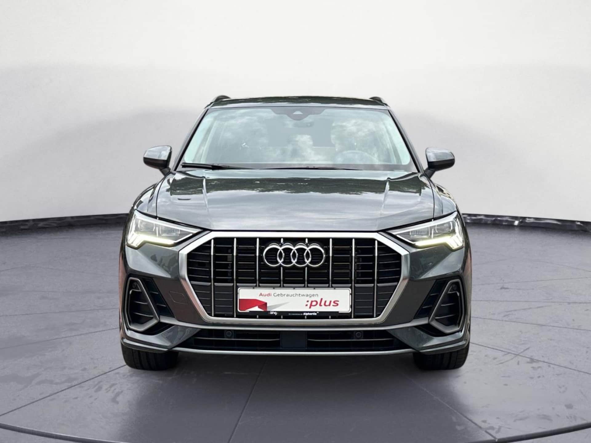 Audi Q3 SUV S line