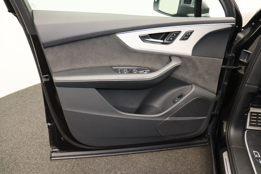Image about Audi SQ7 TFSI quattro tiptronic
