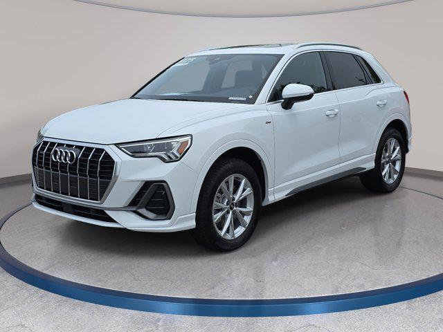 2025 Audi Q3 45 TFSI S Line Premium quattro's photo