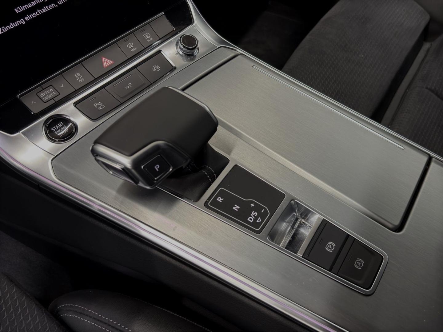 Image about Audi A7 Sportback TFSI e 55 TFSI e quattro S tronic