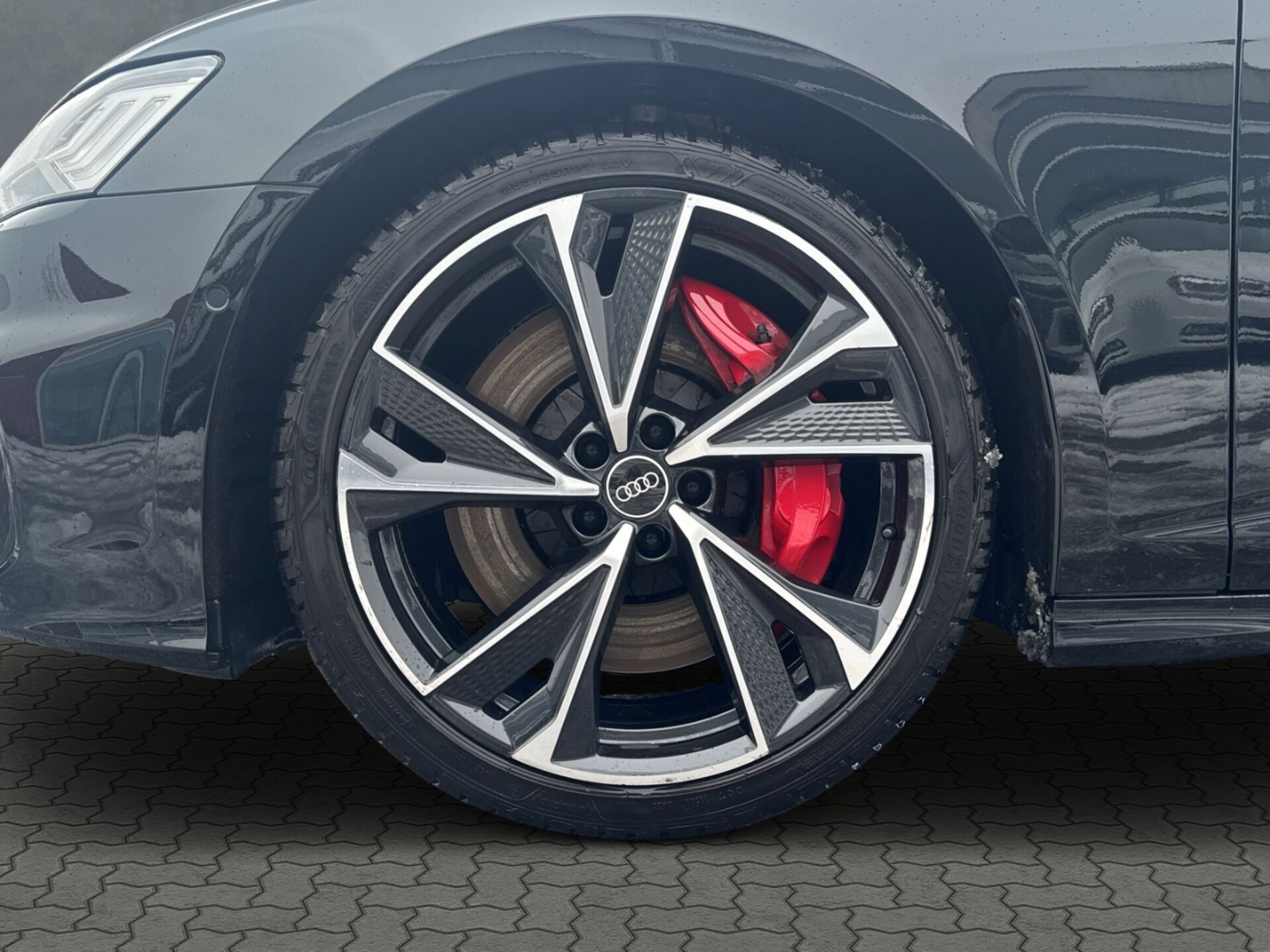 Audi S6 Avant