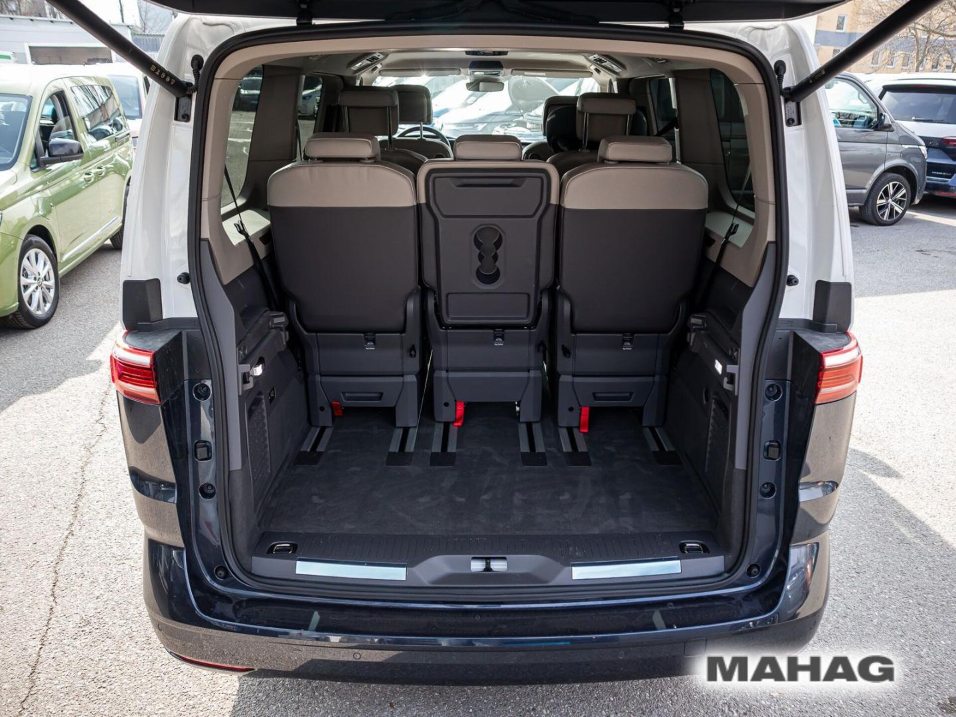Volkswagen Multivan Langversion Style
