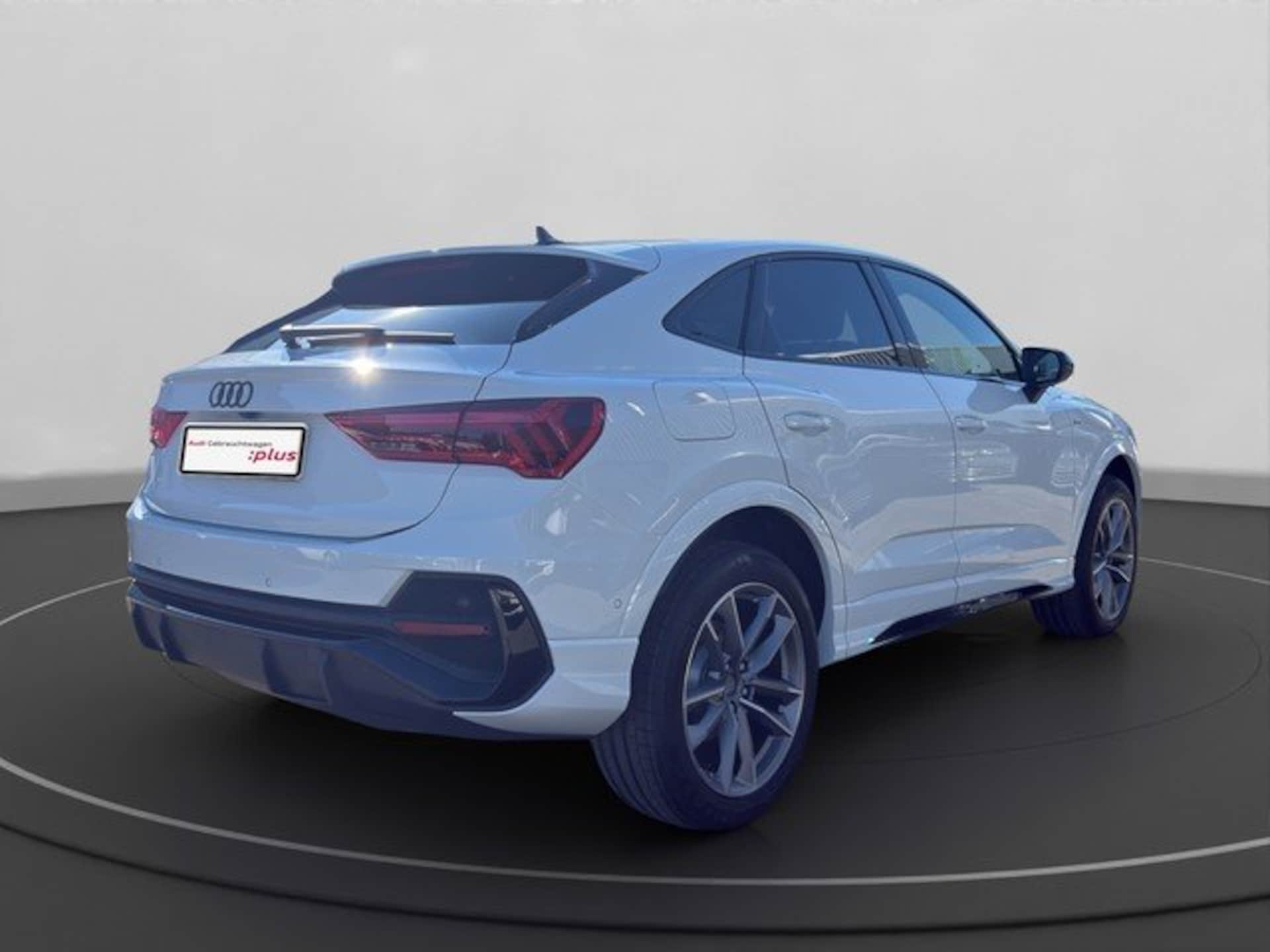 Audi Q3 Sportback S line