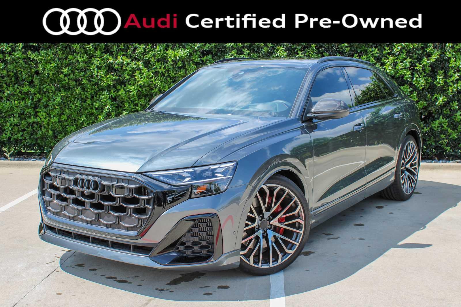 2026 Audi SQ8 Prestige quattro's photo
