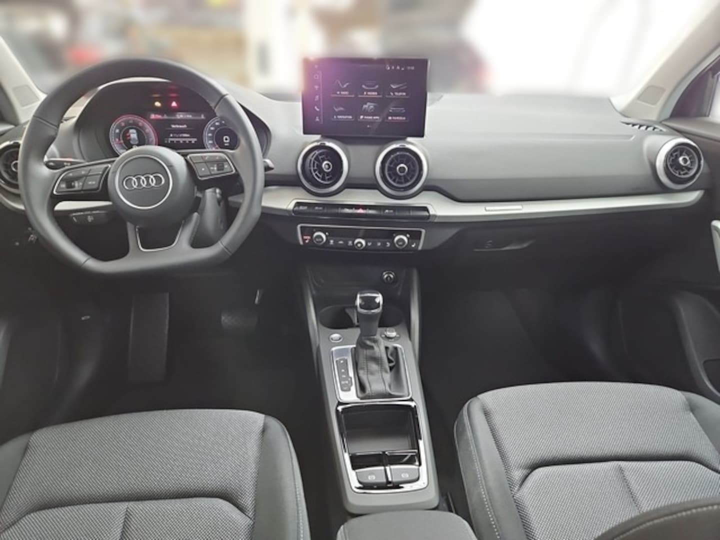 Bild über Audi Q2 S line 35 TFSI S tronic - für weitere Informationen kontaktieren Sie den Audi Partner