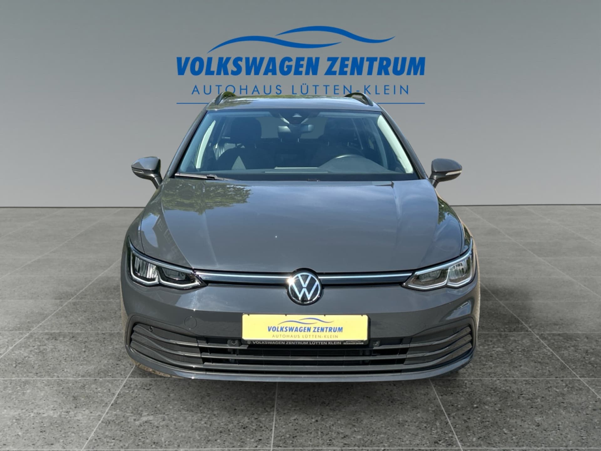 Volkswagen Golf Variant Life