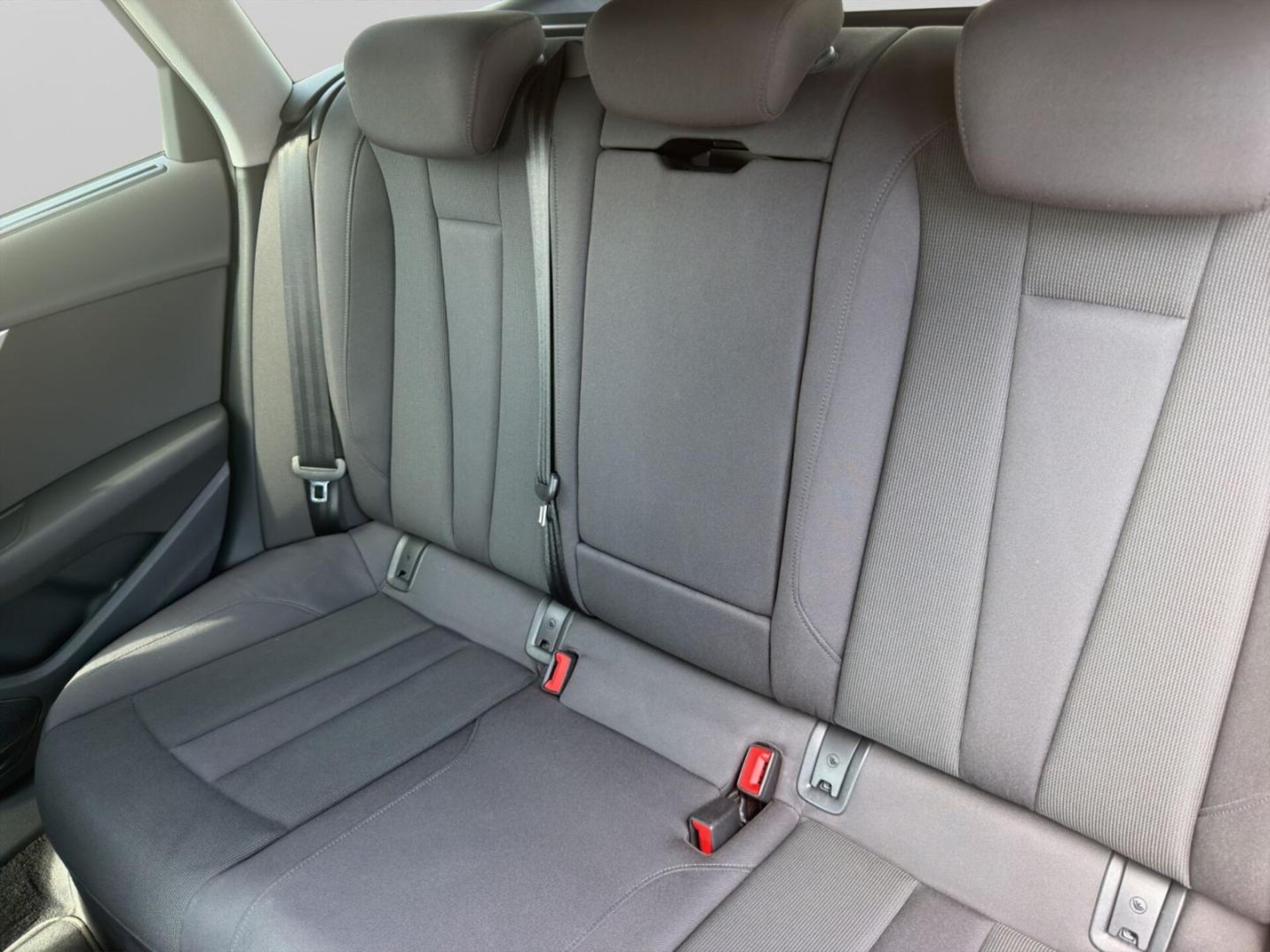 Audi A4 Avant Advanced