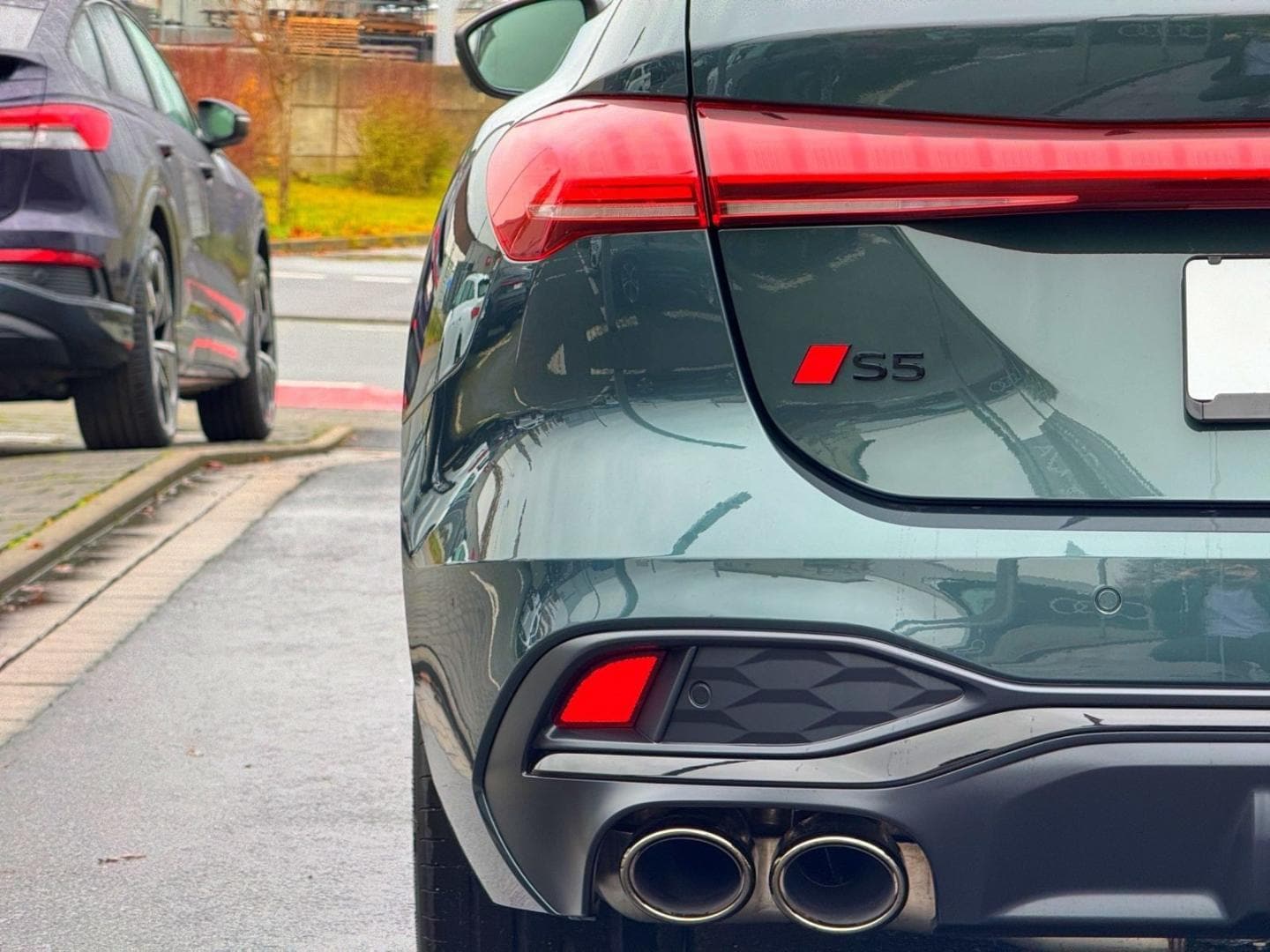 Bild über Audi S5 Avant TFSI 270 kW S tronic - für weitere Informationen kontaktieren Sie den Audi Partner