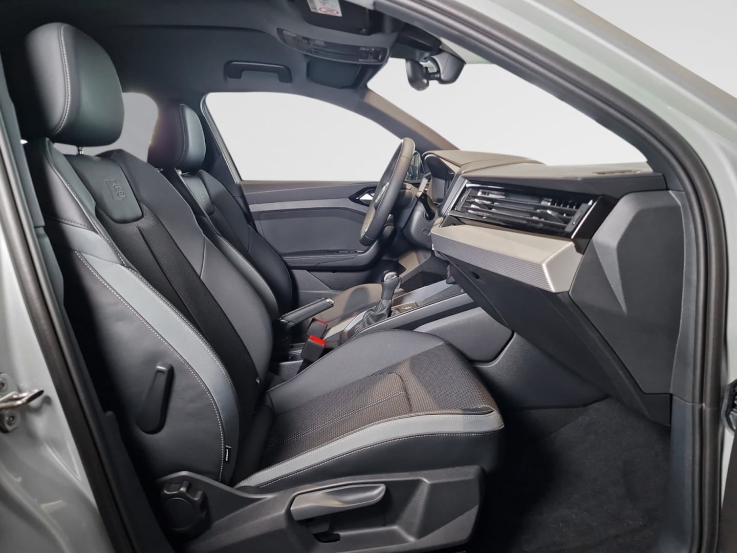 Bild über Audi A1 allstreet 30 TFSI S tronic - für weitere Informationen kontaktieren Sie den Audi Partner