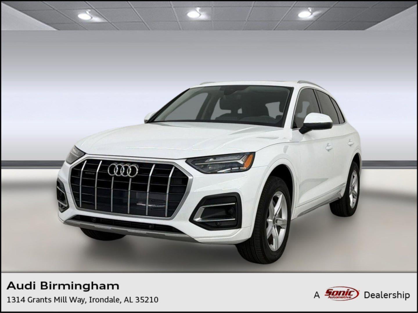 2023 Audi Q5 40 Premium's photo