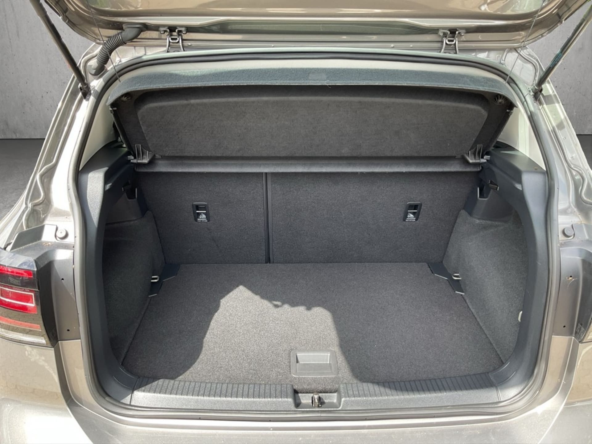 Volkswagen T-Cross United