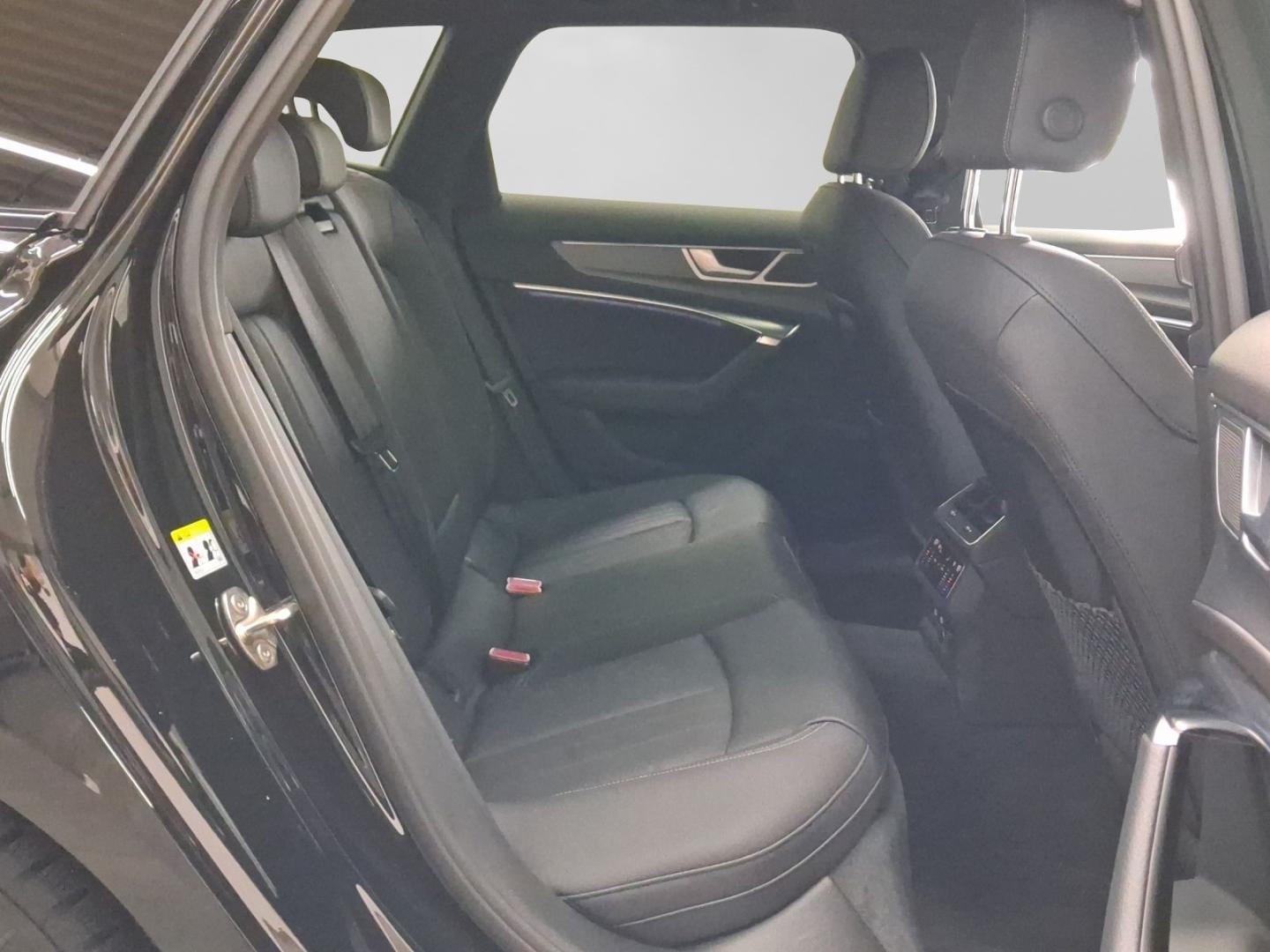 Bild über Audi A6 Avant S line 40 TDI S tronic - für weitere Informationen kontaktieren Sie den Audi Partner