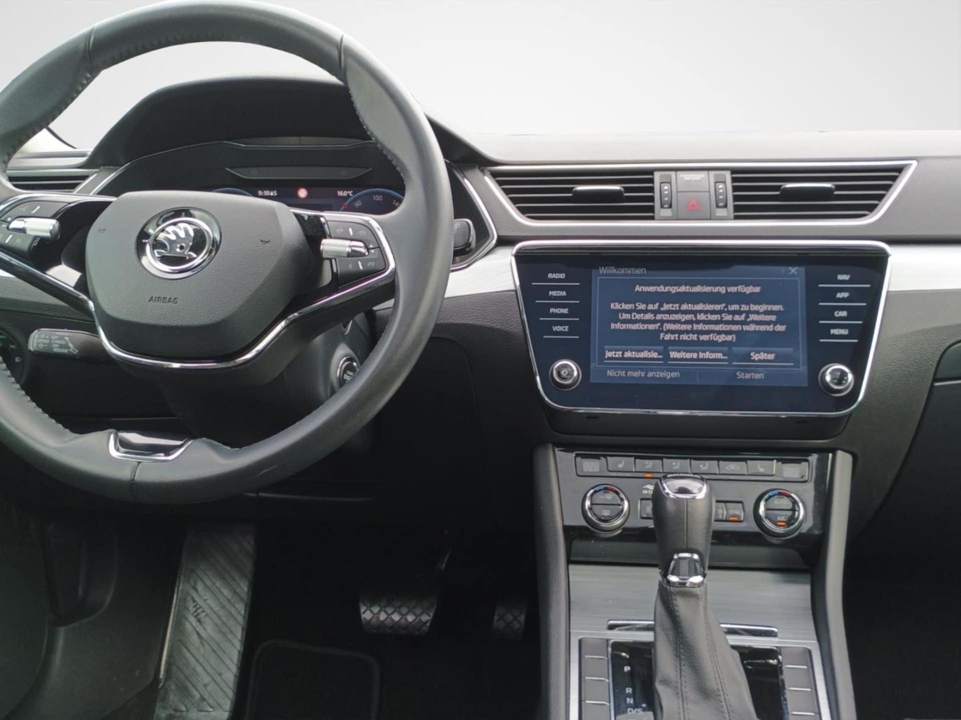 Skoda Superb Combi Ambition