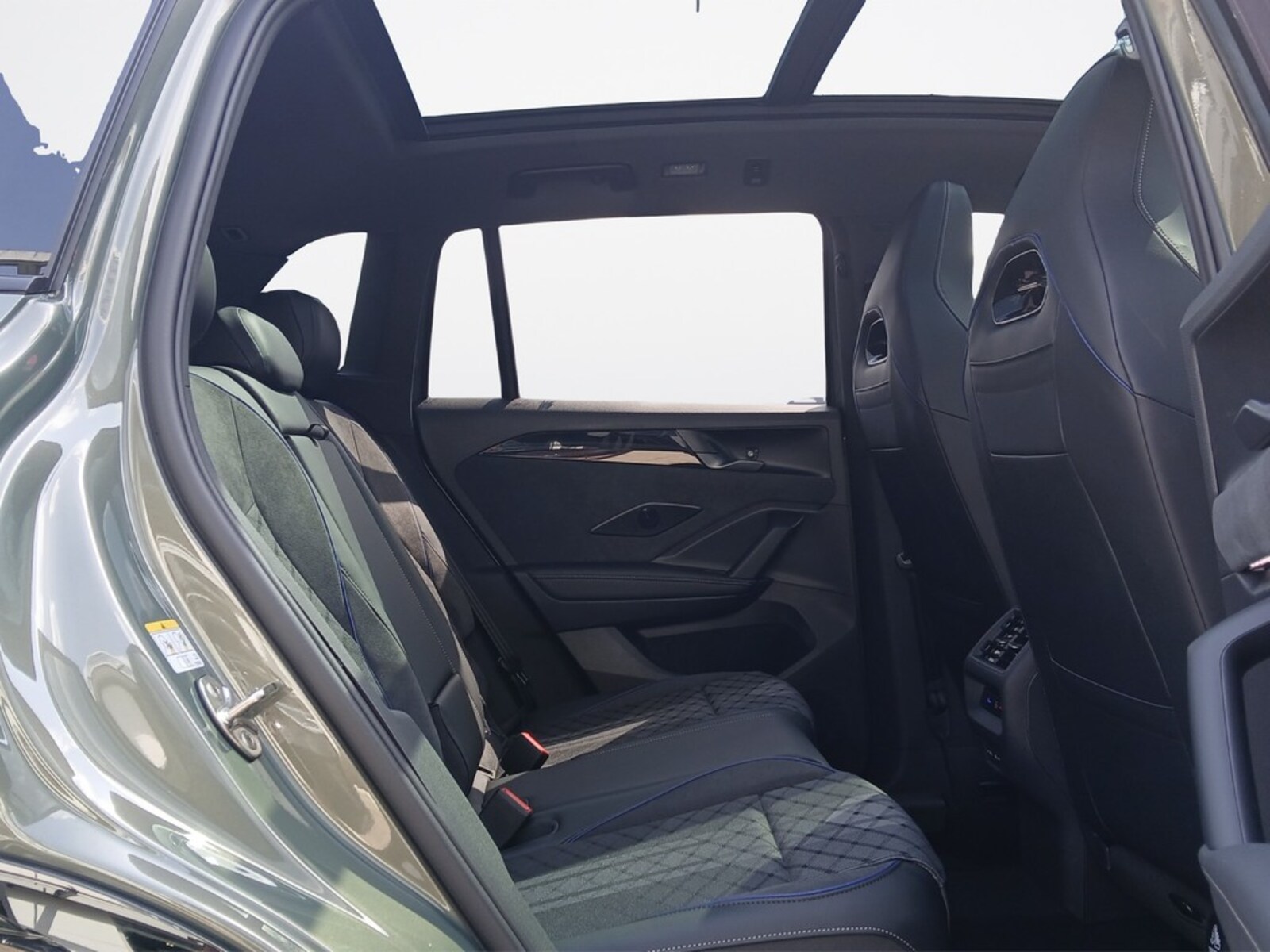 Volkswagen Tiguan – Bild 17