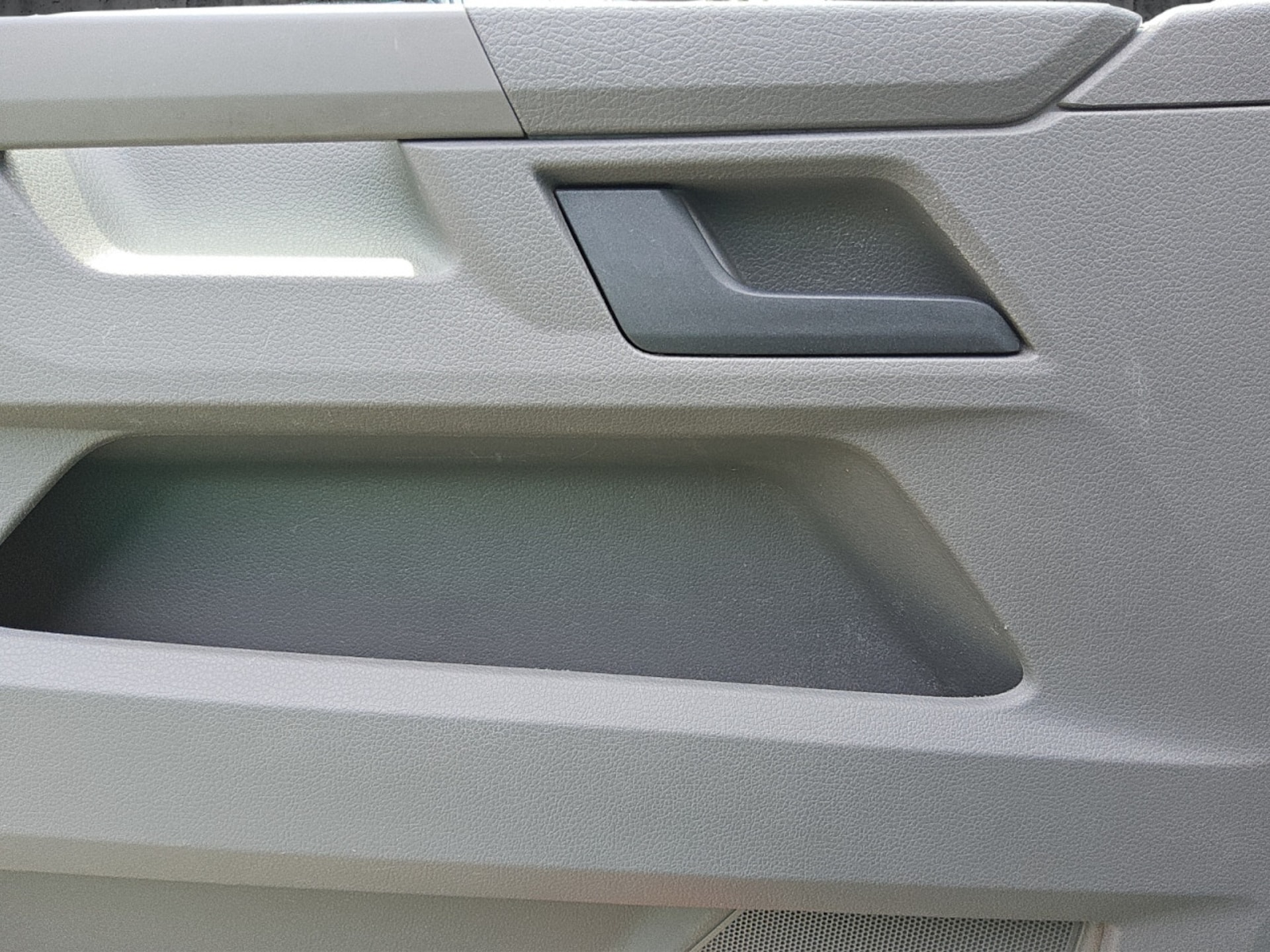 Volkswagen T6.1 Transporter Kasten kurzer Radstand