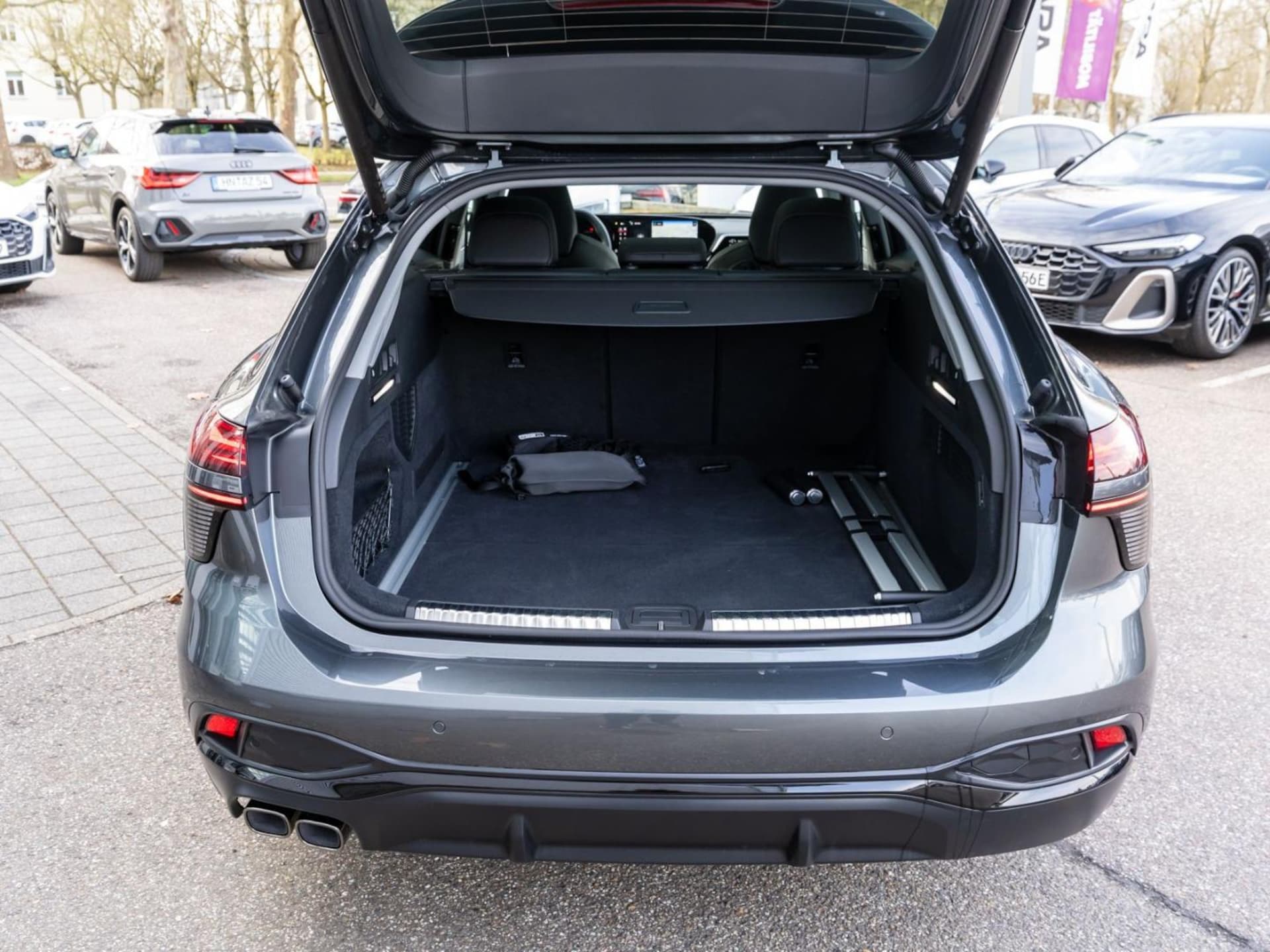 Audi A6 Avant edition one