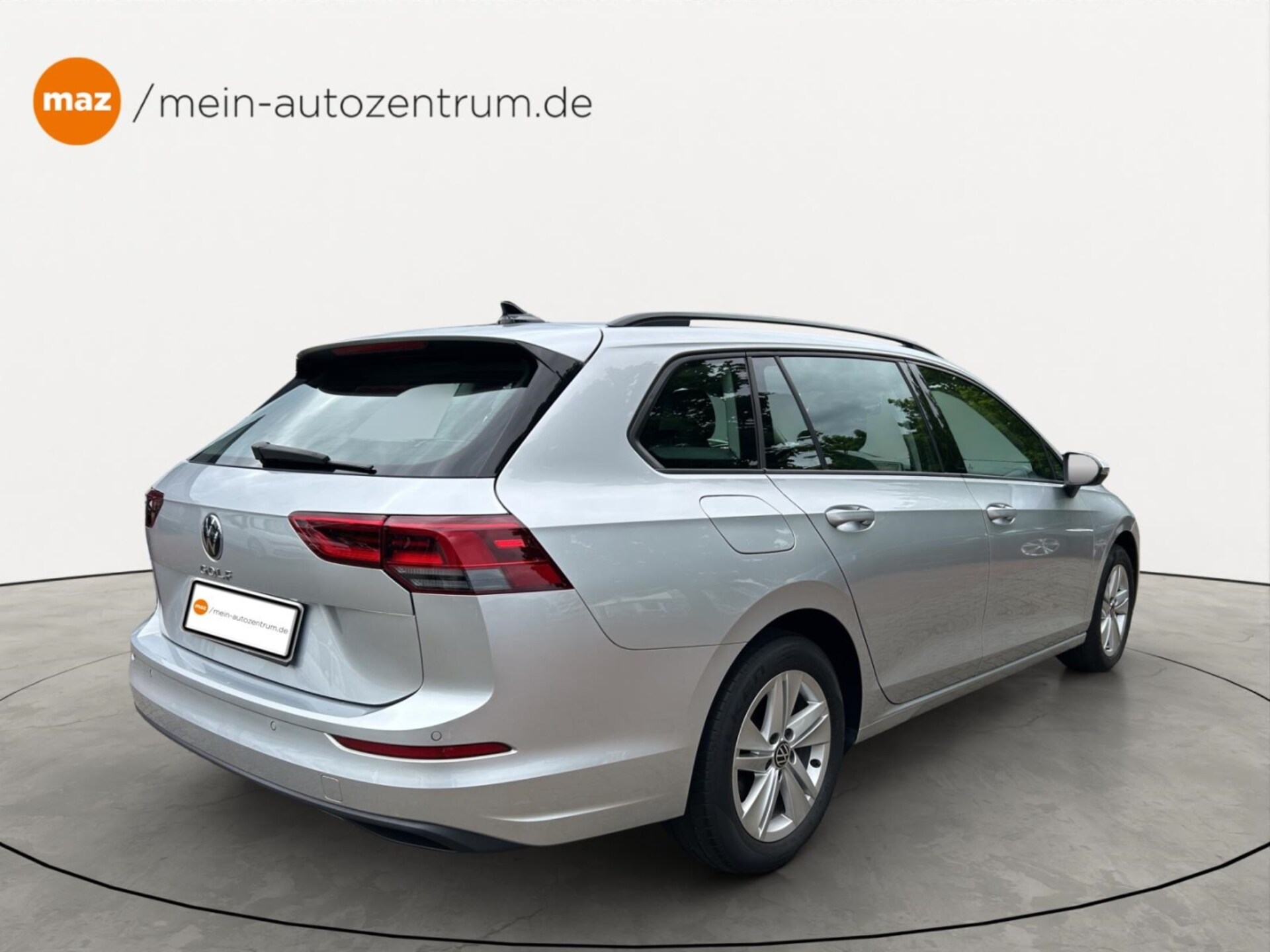 Volkswagen Golf Variant Life