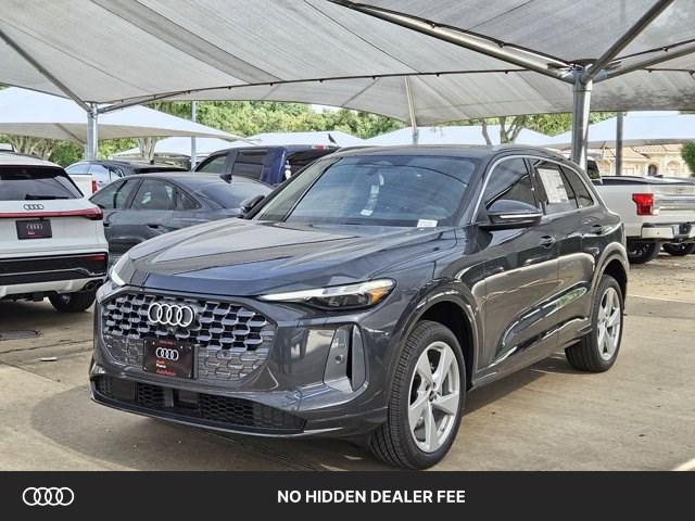 2026 Audi Q5 Premium Plus quattro's photo