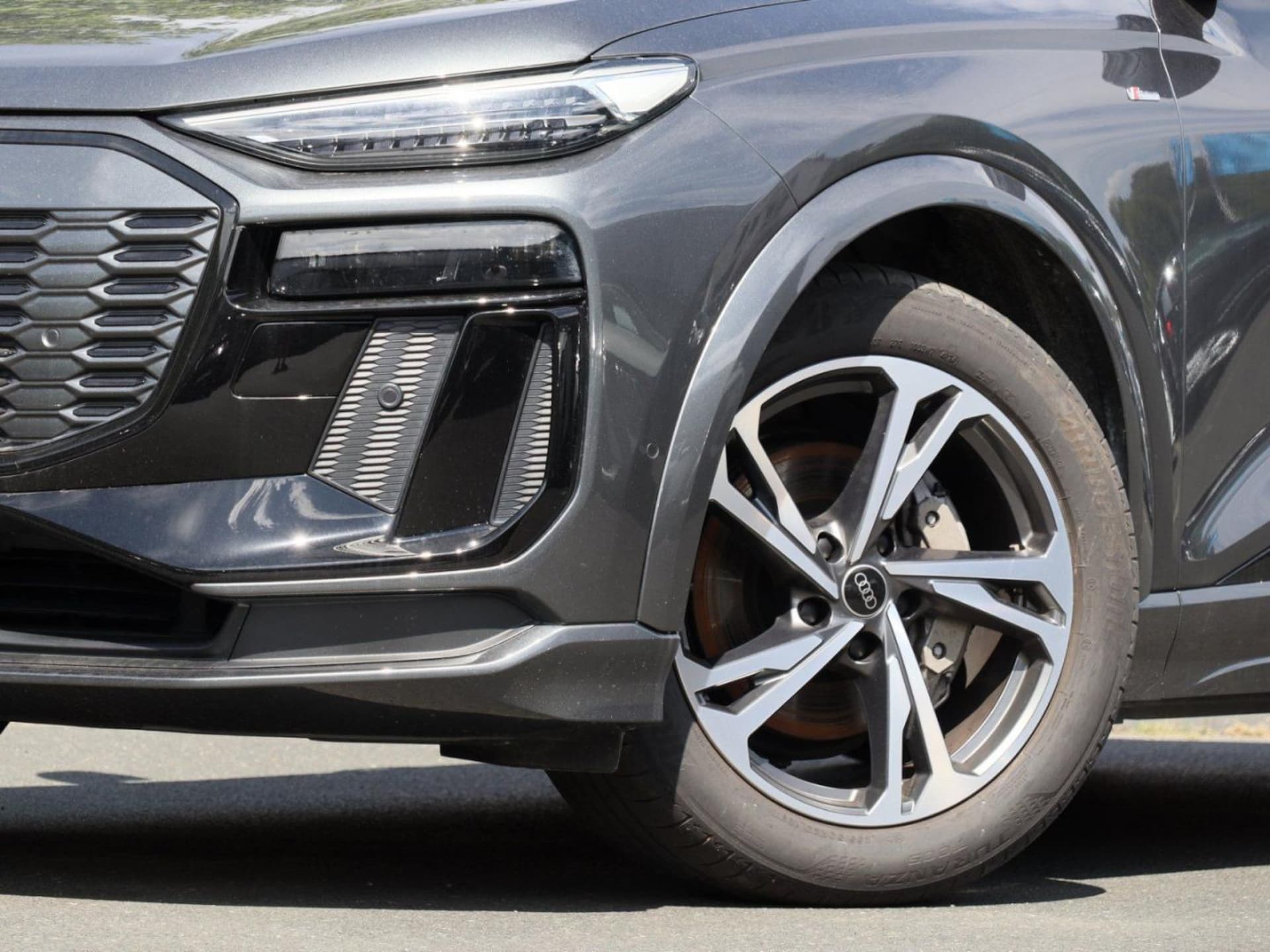 Audi Q6 SUV e-tron