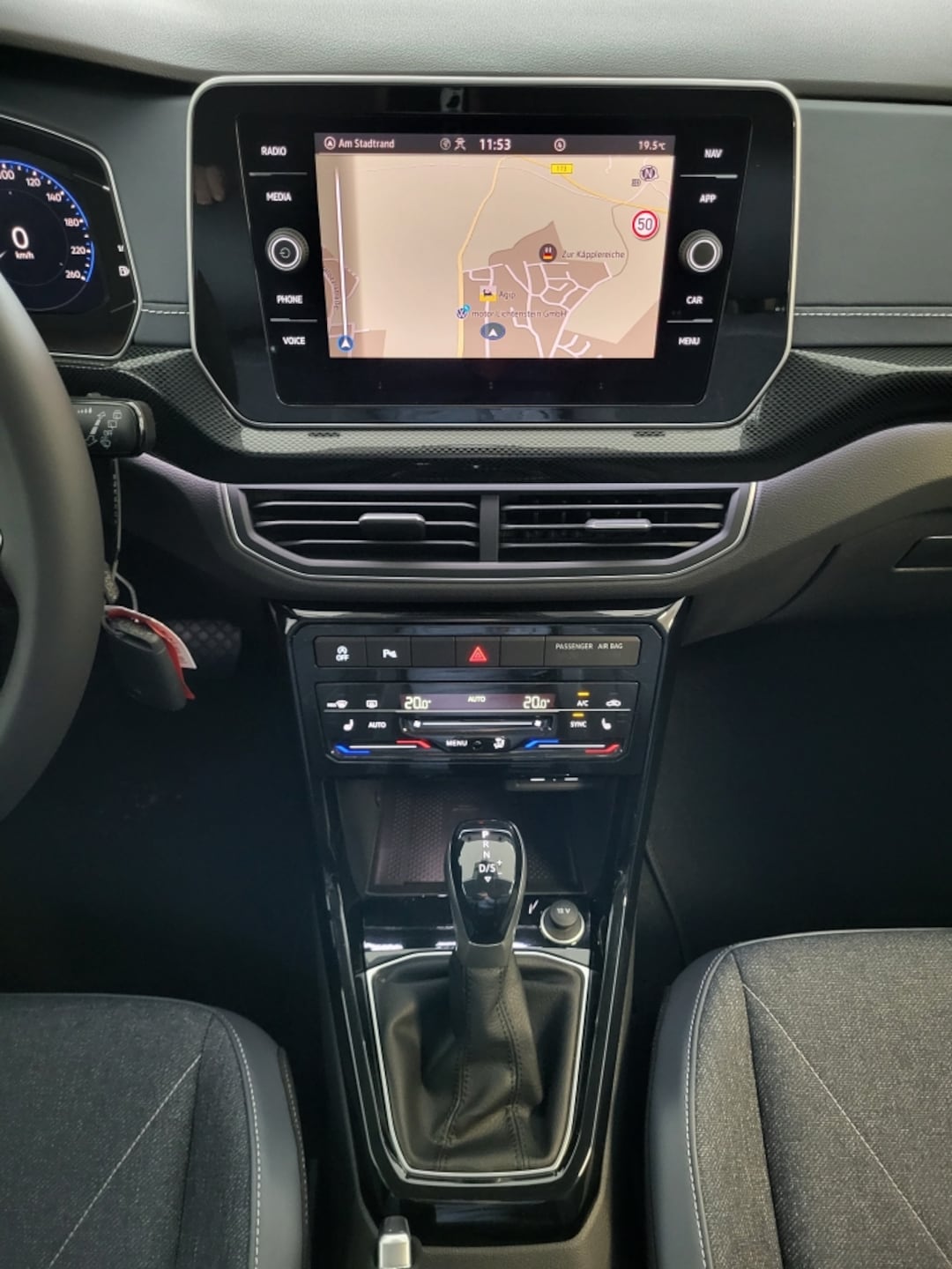 Volkswagen T-Cross Style