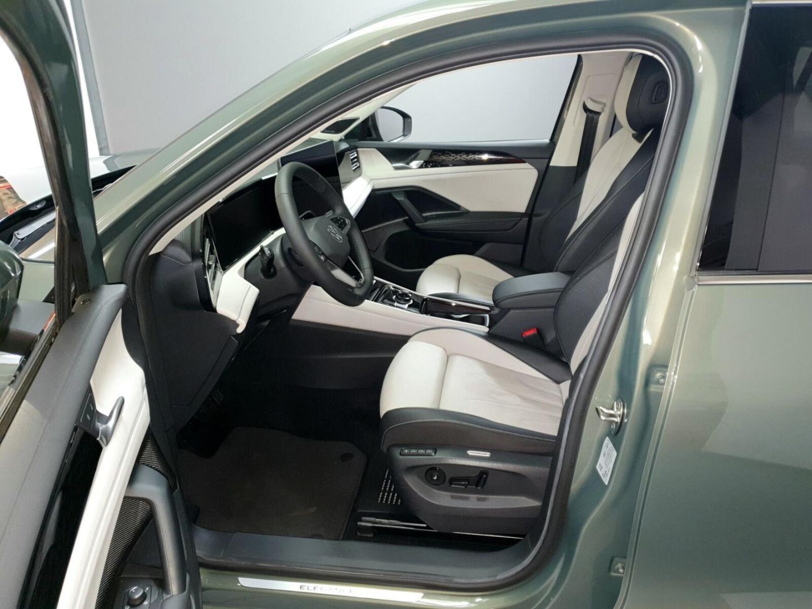 Volkswagen Tiguan – Bild 9
