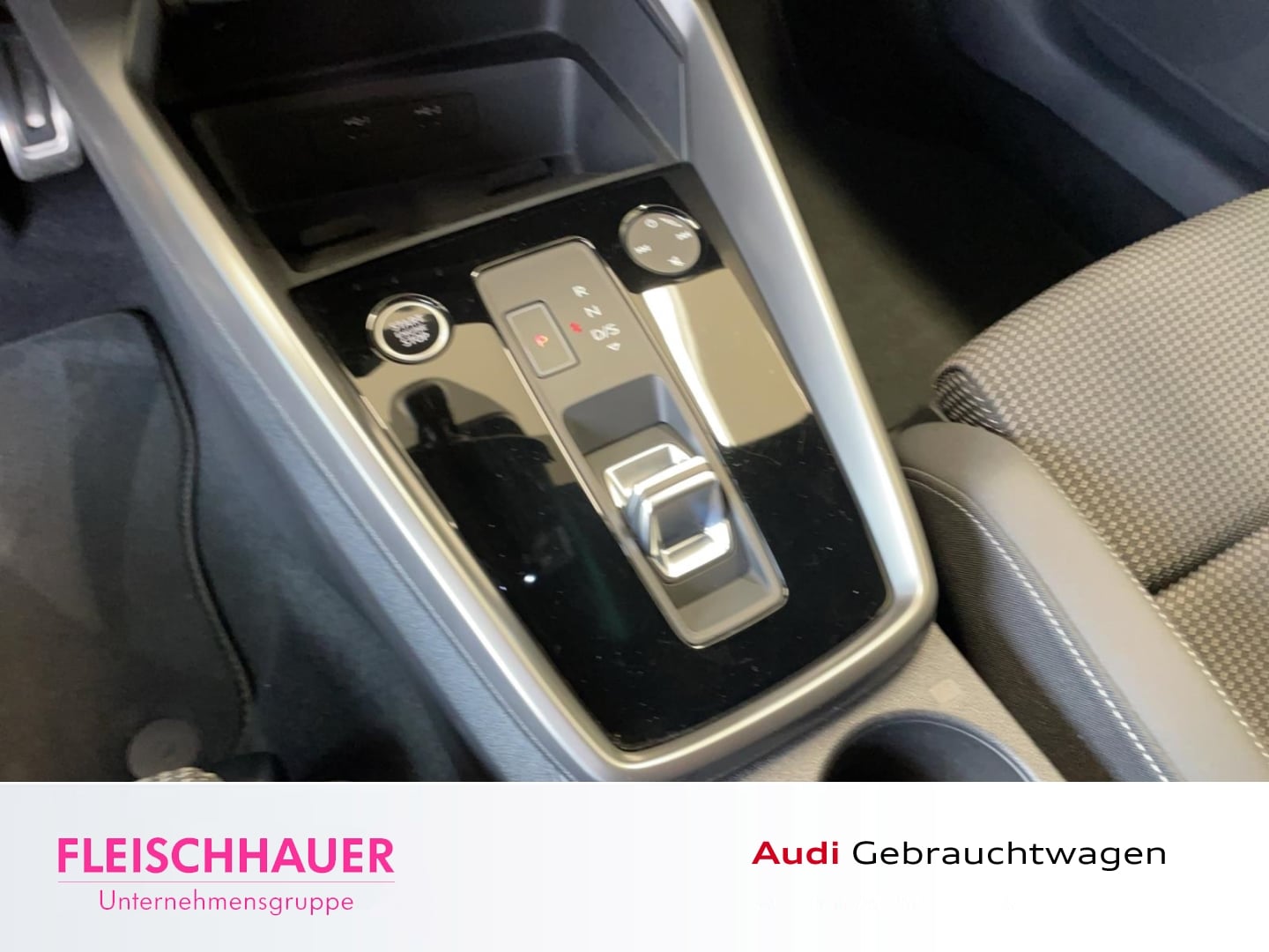 Bild über Audi A3 Sportback advanced 30 TFSI S tronic - für weitere Informationen kontaktieren Sie den Audi Partner