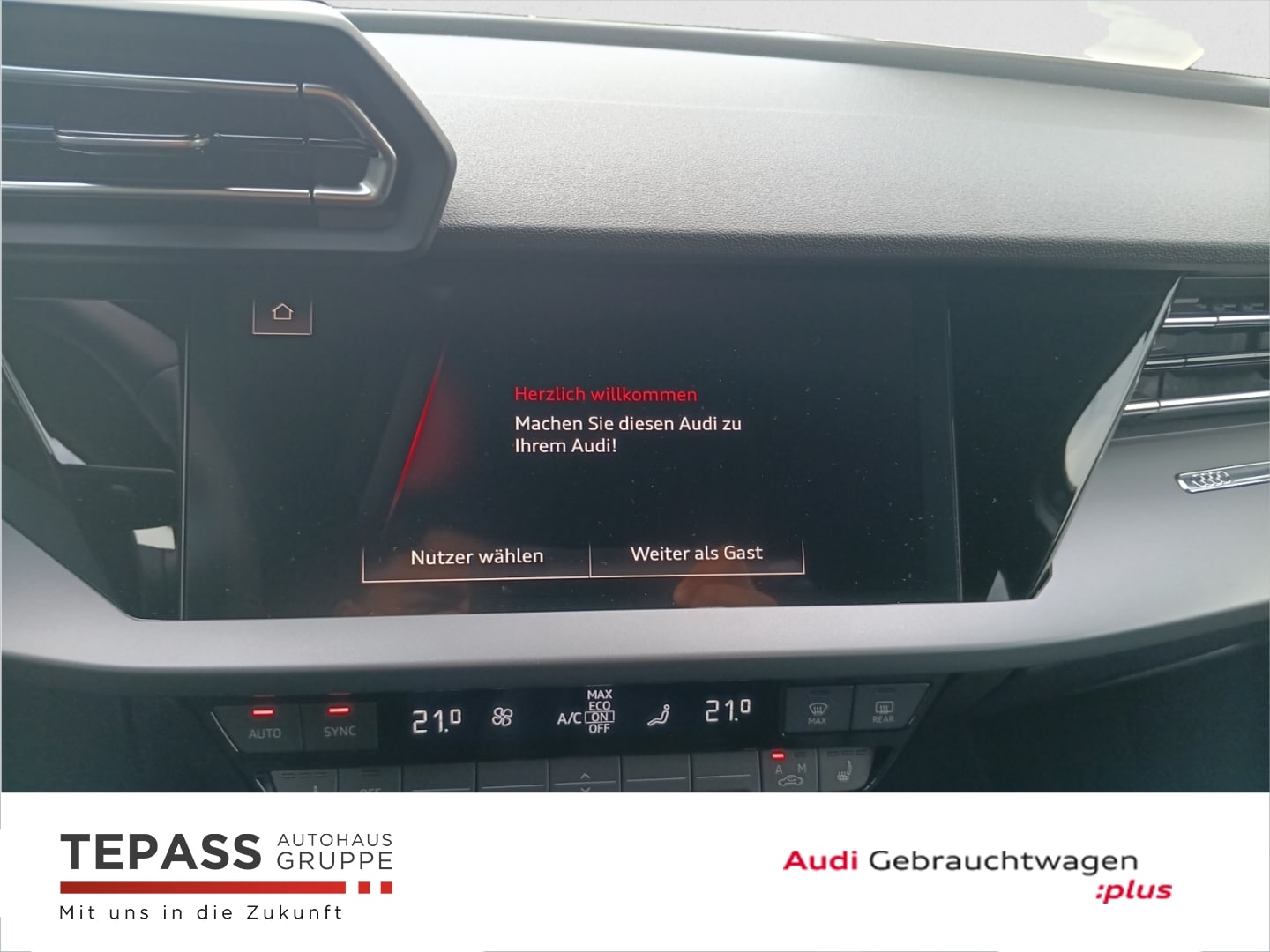 Bild über Audi A3 Sportback TFSI 110 kW S tronic - für weitere Informationen kontaktieren Sie den Audi Partner