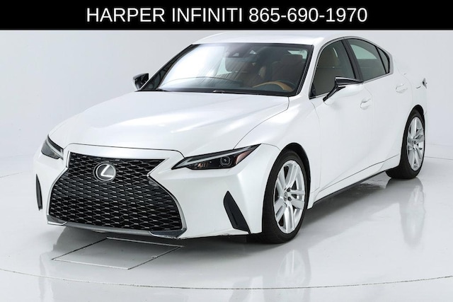 2021 Lexus IS