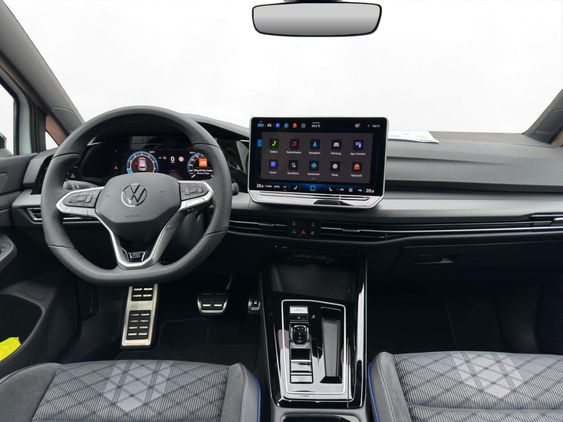 Volkswagen Golf R-Line