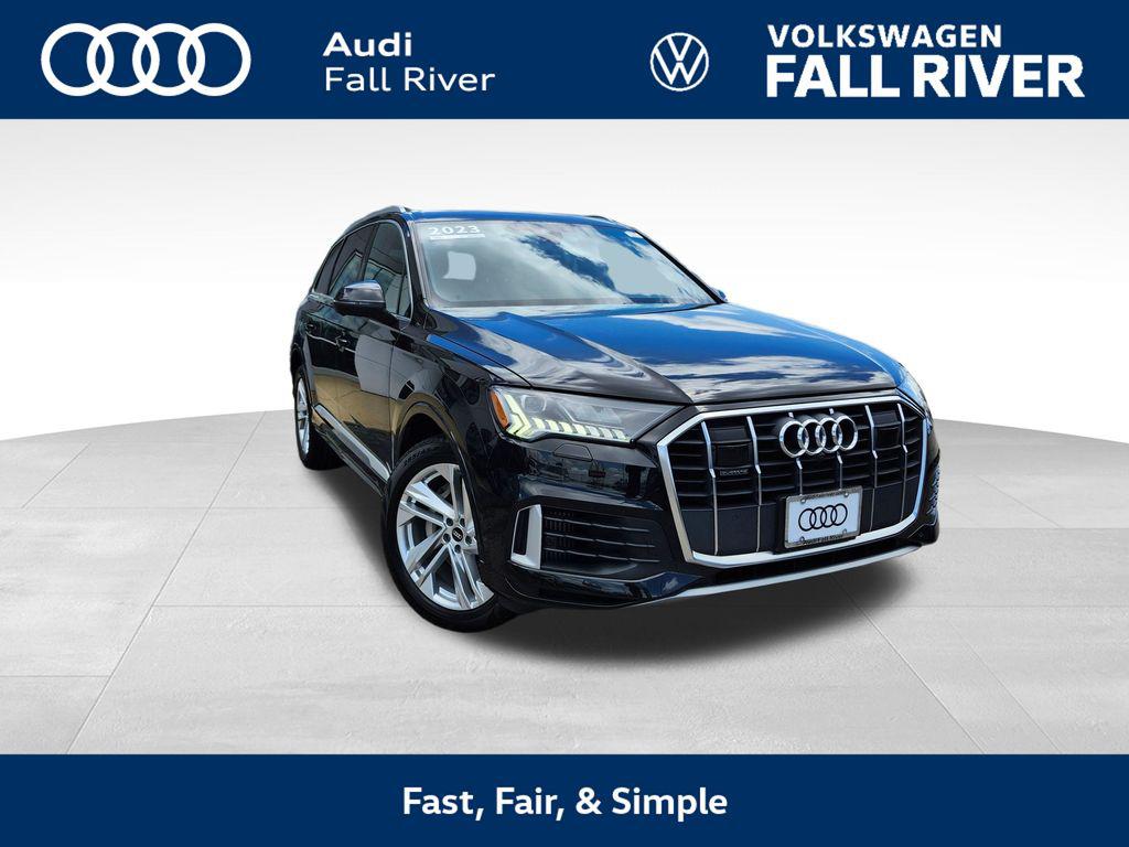 2023 Audi Q7 55 Premium Plus quattro Tiptronic's photo