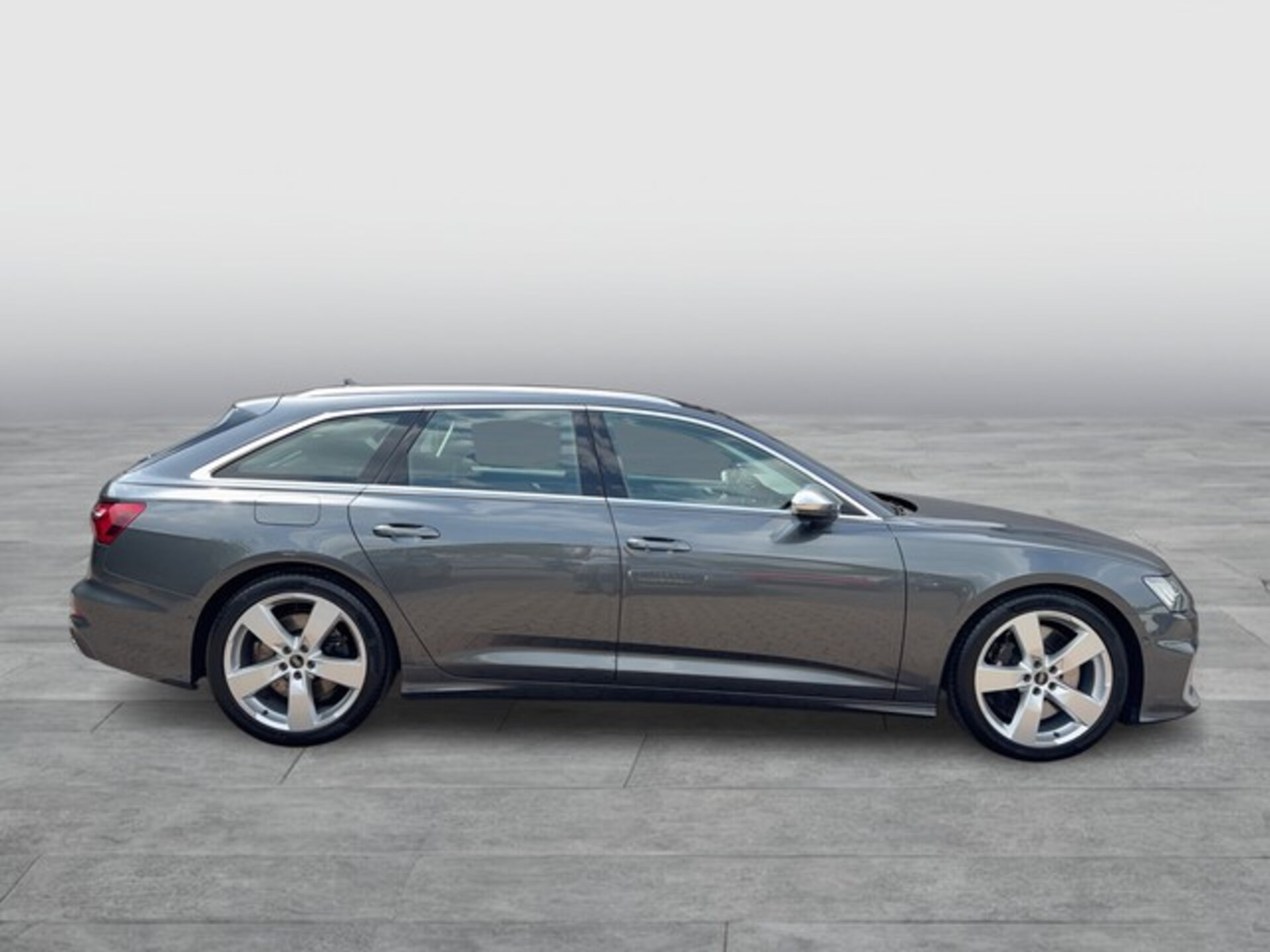 Audi S6 Avant