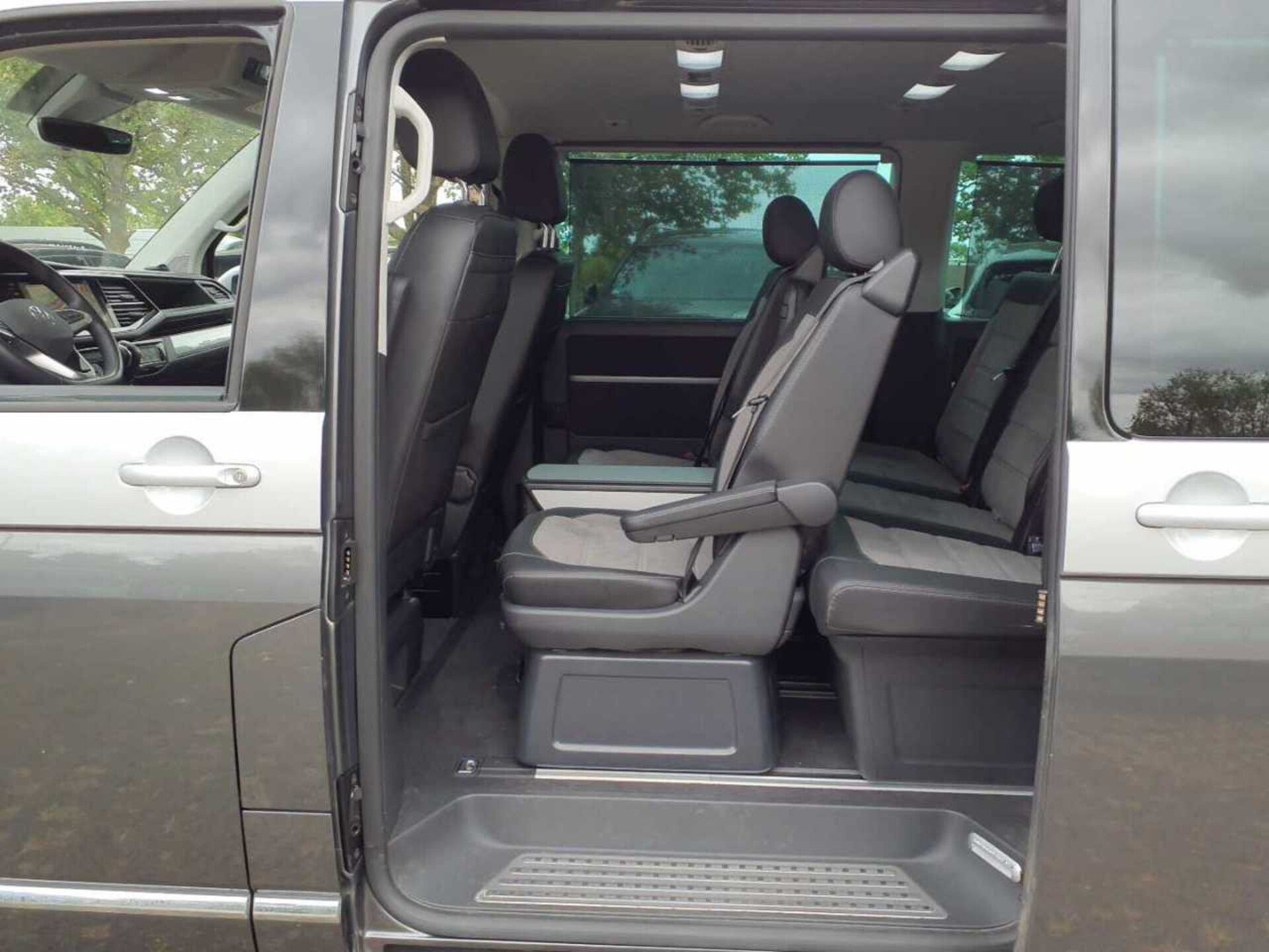Volkswagen T6.1 Multivan Comfortline