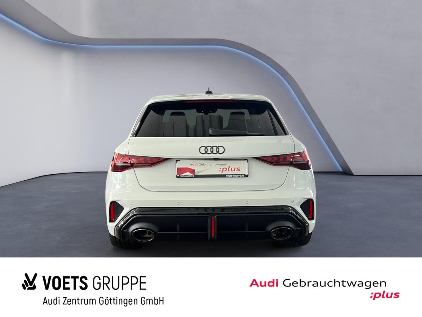 Bild über Audi RS 3 Sportback TFSI quattro 294 kW S tronic - für weitere Informationen kontaktieren Sie den Audi Partner