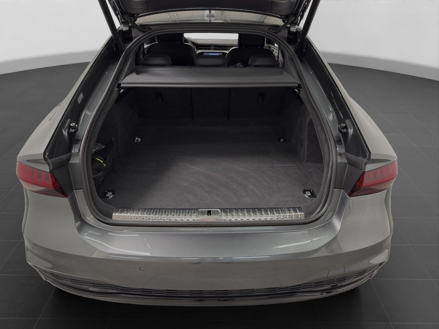 Image about Audi A7 Sportback TFSI e 55 TFSI e quattro S tronic