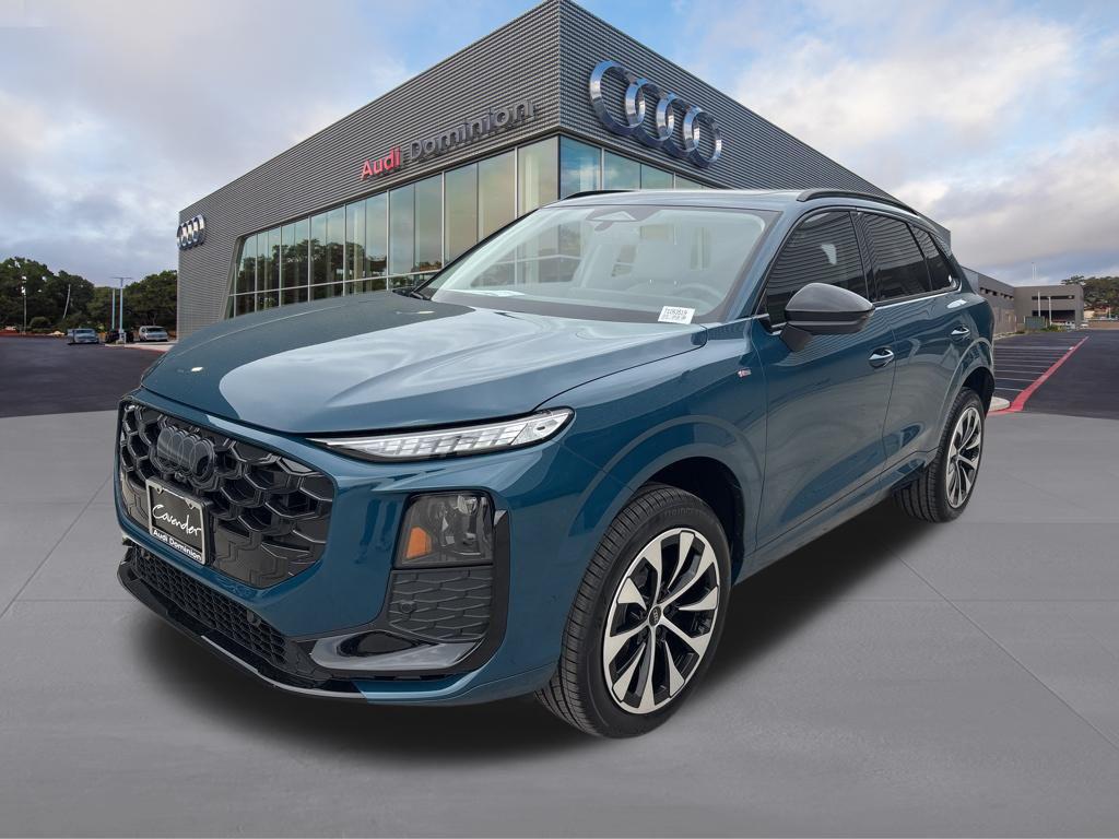 2026 Audi Q3 S line quattro's photo