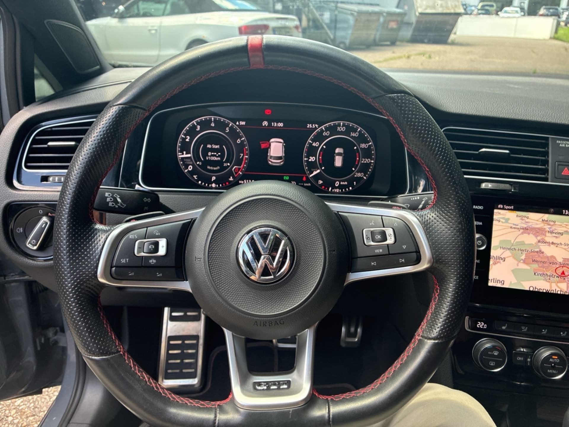 Volkswagen Golf GTI