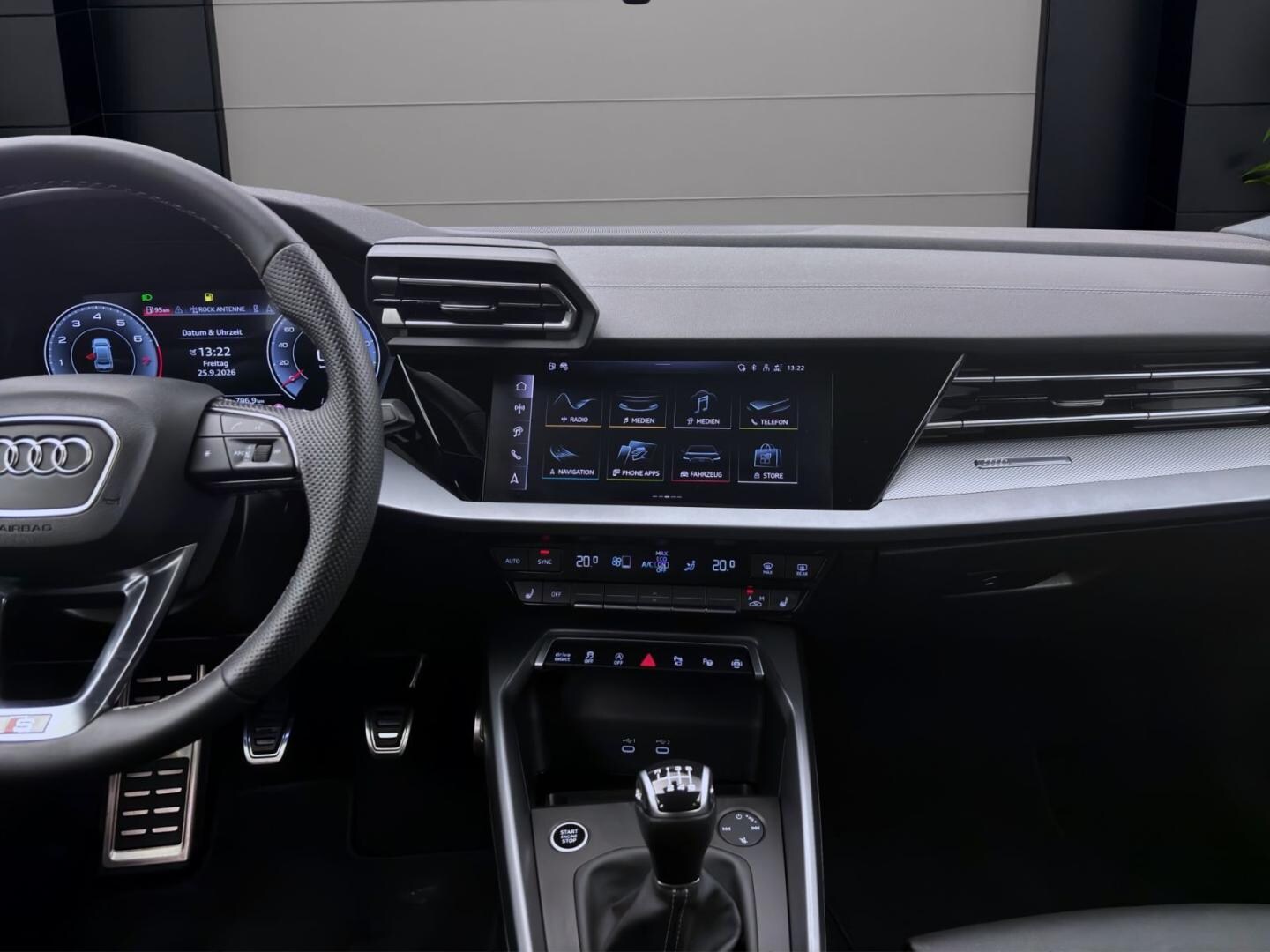 Bild über Audi A3 Limousine TFSI Schaltgetriebe - für weitere Informationen kontaktieren Sie den Audi Partner